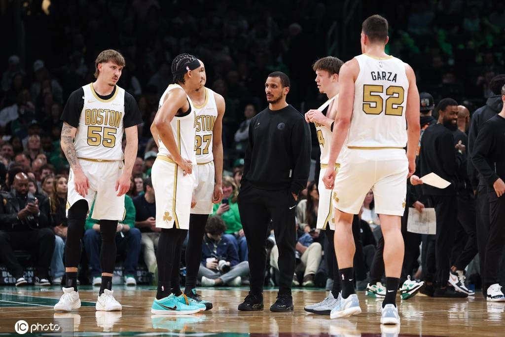 东部首轮对阵：猛龙挑战骑士 尼克斯迎战老鹰